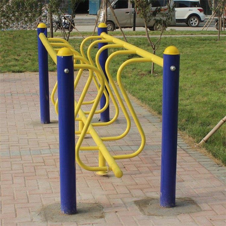 游乐设施和健身器材